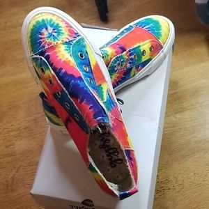 Gypsy Jazz tie die slip on sneakers